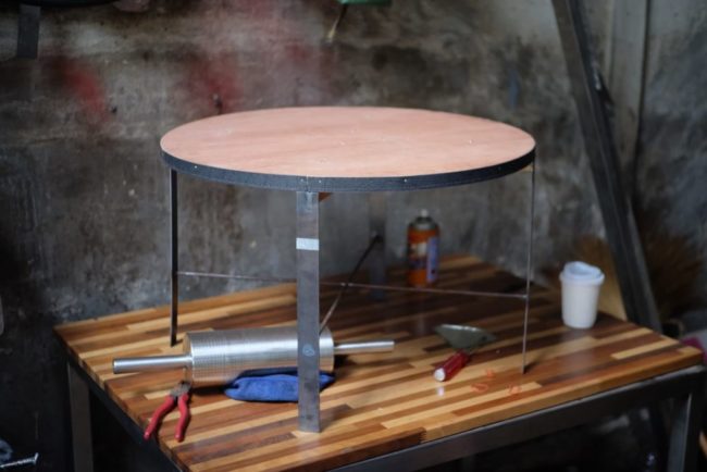 sructure table basse bois et métal